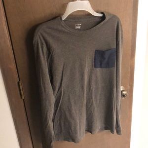 Long sleeve pocket tee